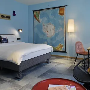 4* Hotel 25hours The Trip