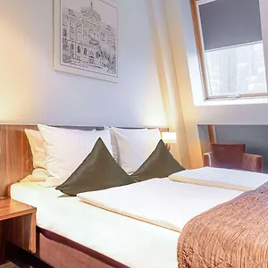 Ramada By Wyndham Frankfurt Centre Francoforte sul Meno