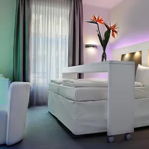 4* Hotel Grand Downtown