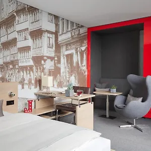 4* Hotel Living Frankfurt